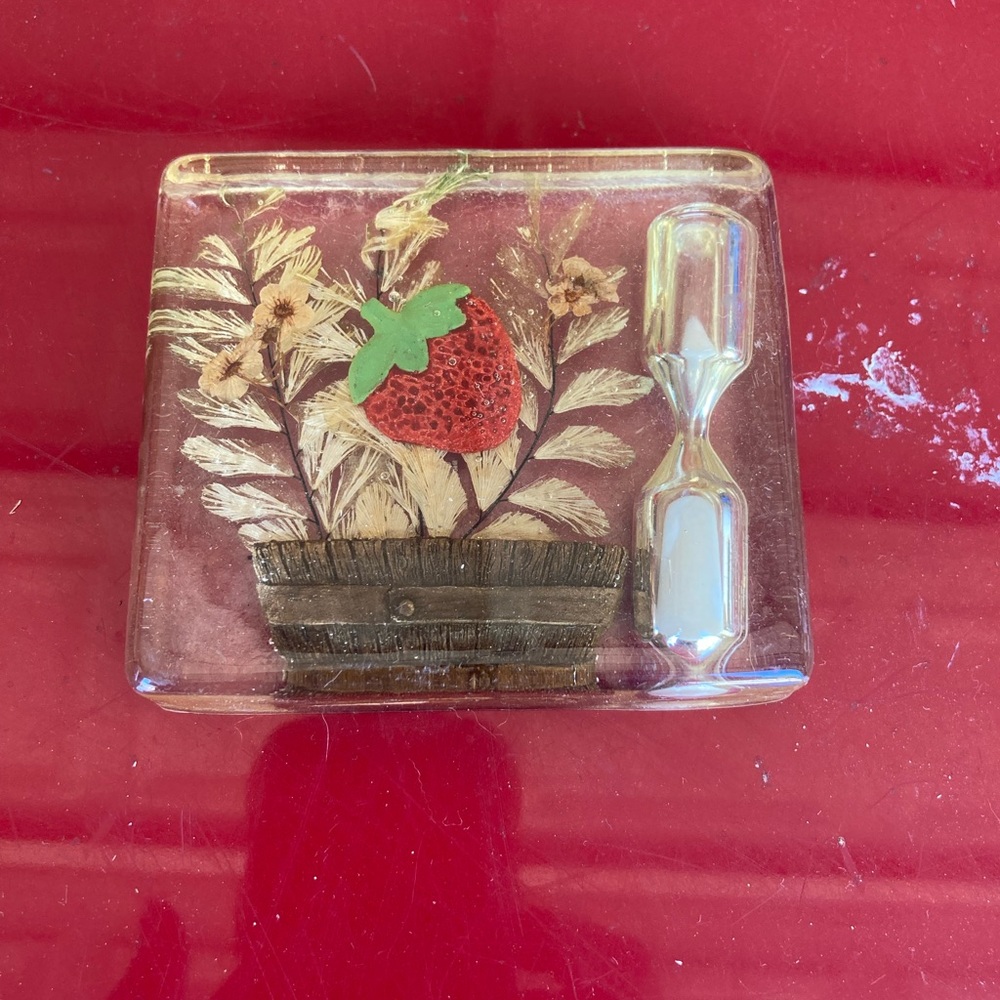 Vintage 70s Acrylic Strawberry Design Egg/Sand timer